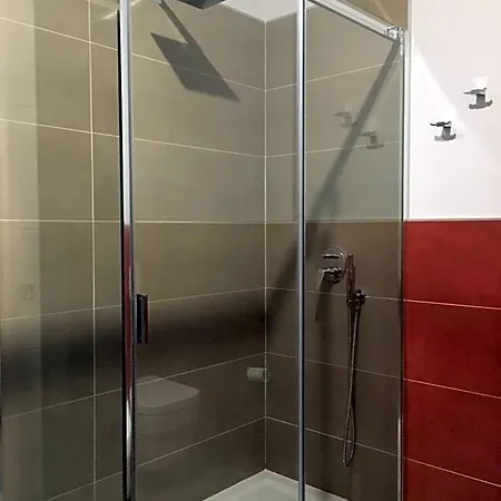 Arcobaleno Nocleg ze śniadaniem Longone al Segrino