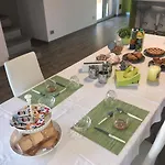 Arcobaleno Bed & Breakfast Longone al Segrino